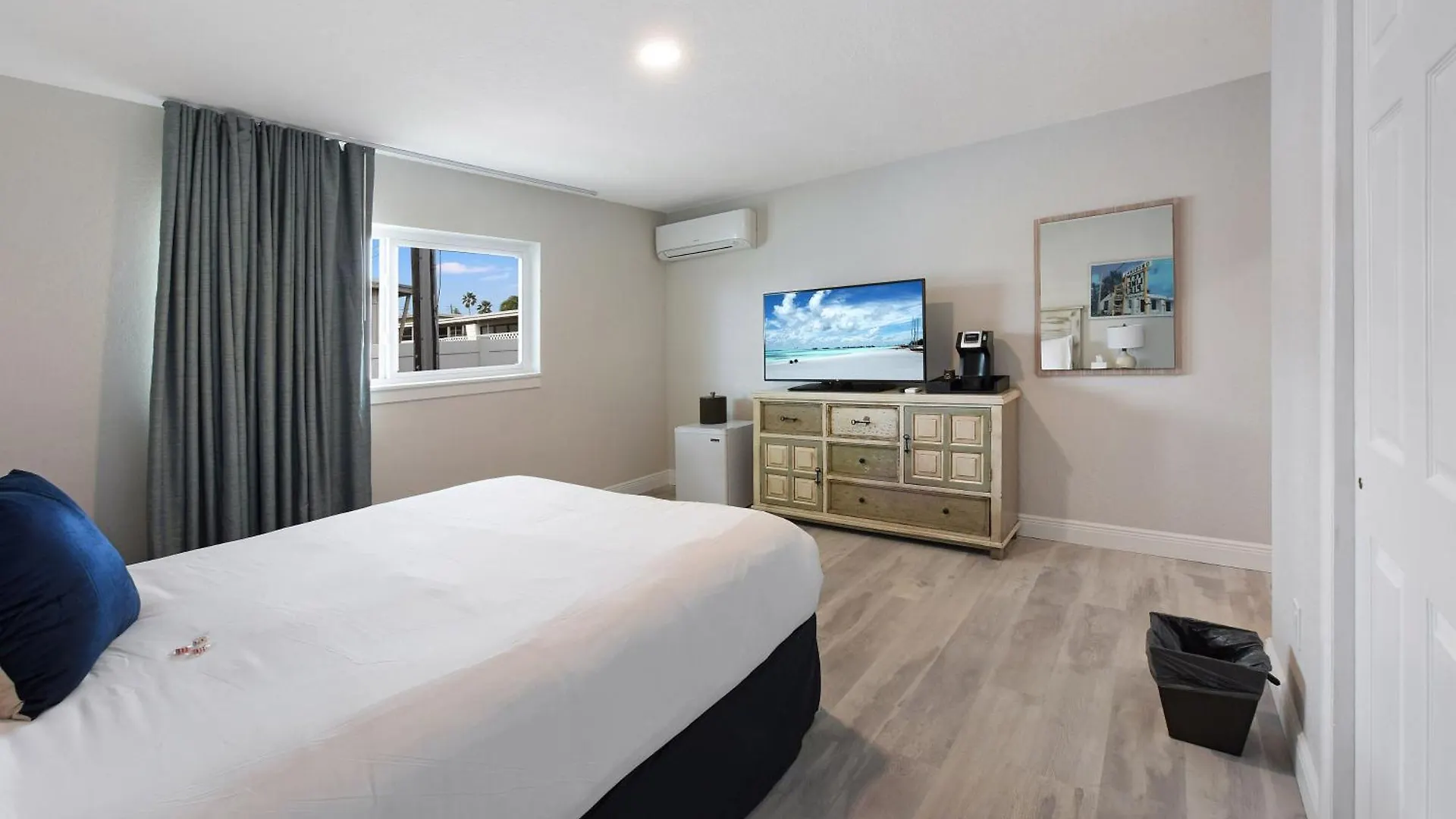 Palm Cove Motel Clearwater